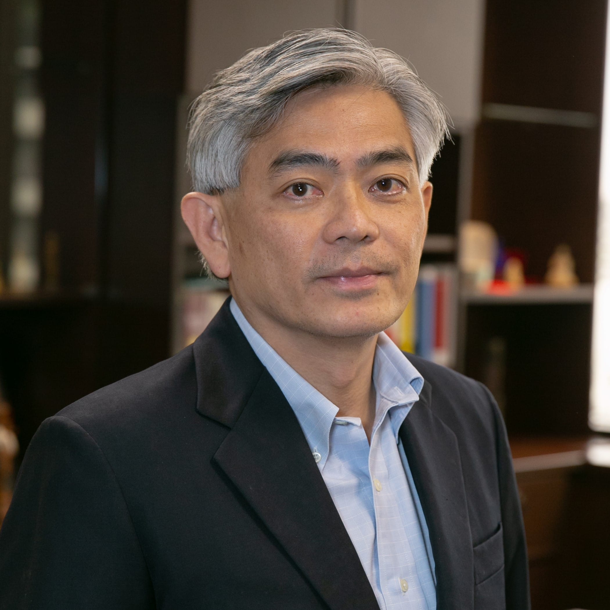 Portrait photo of Albert Chua.